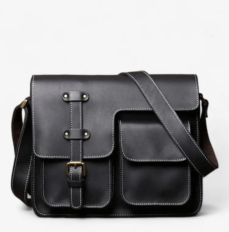 Cartable homme en cuir noir à bandoulière avec rabat et poches frontales