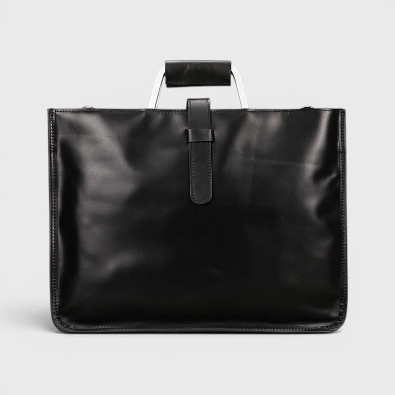 Vue avant du porte-documents en cuir noir avec fermeture zippée et poignée renforcée