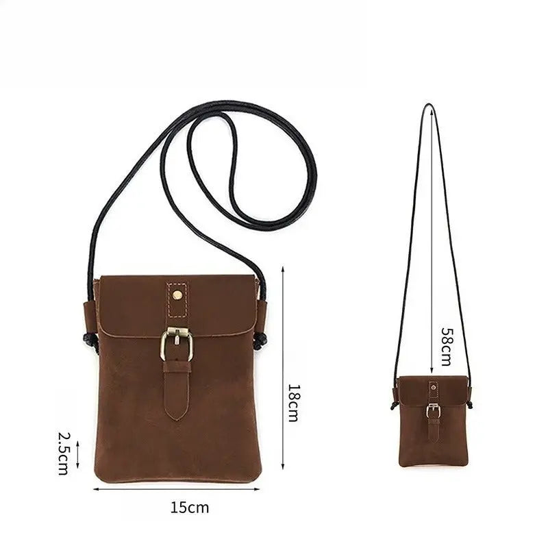 Pochette à bandoulière en cuir vintage marron avec bandoulière réglable dimensions 18x15 cm