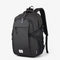 Vue latérale du sac à dos 35L gris avec port USB intégré
