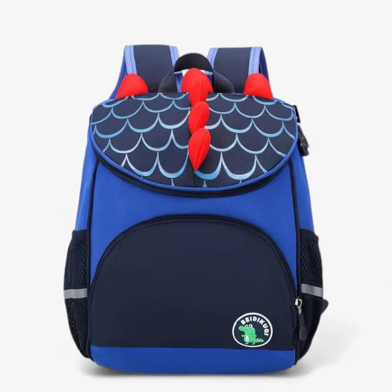 Sac à dos maternelle dinosaure bleu foncé avec crêtes rouges.