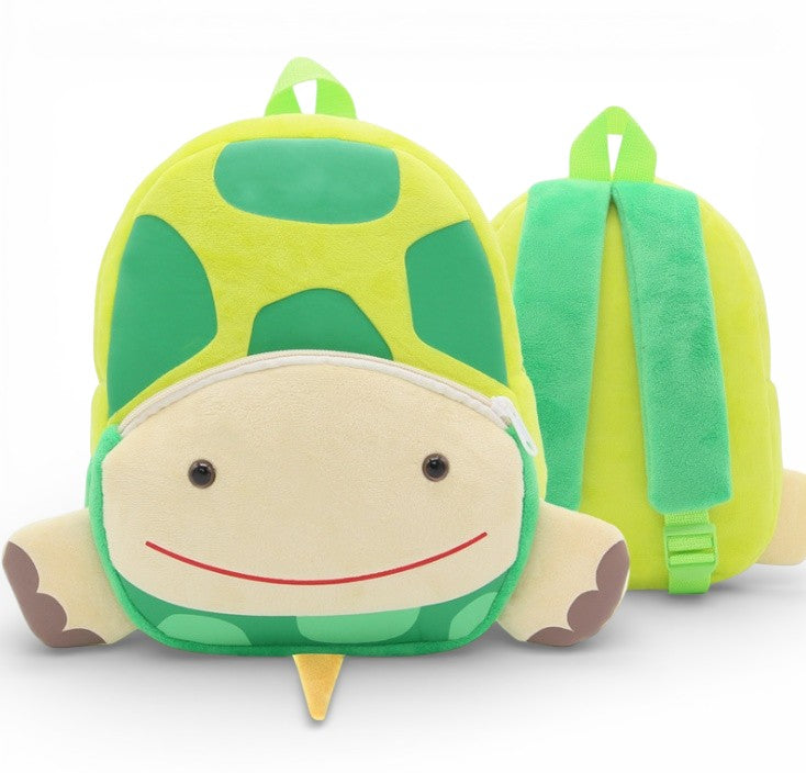 Vue de face et de profil du sac à dos maternelle en peluche tortue