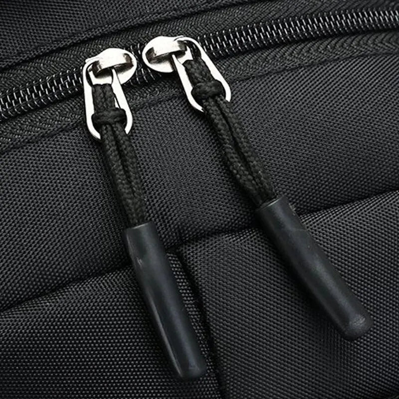 Fermetures éclair robustes du sac à dos homme noir.