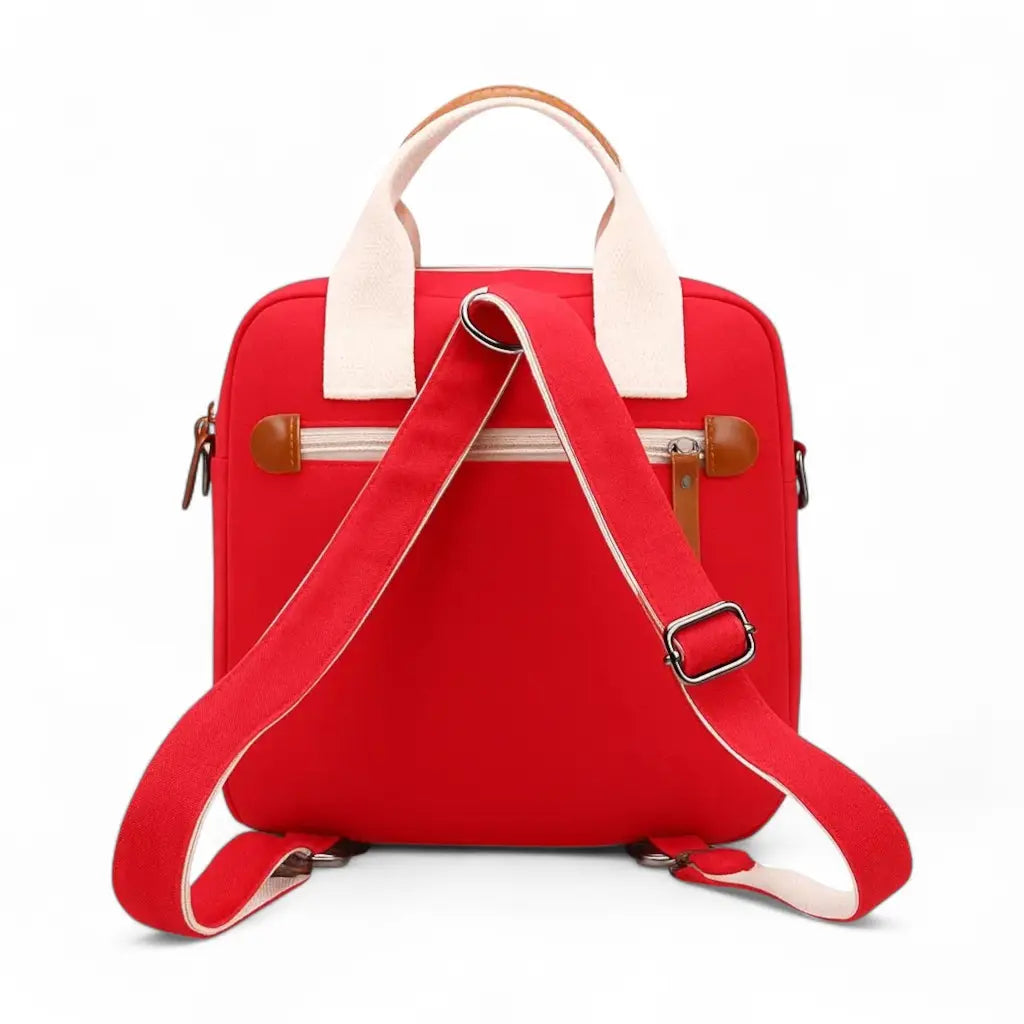 sac à  langer bébé rouge élégant  vu dos transformé en sac à dos