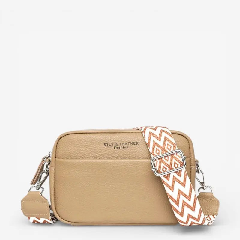 Sac bandoulière camel en cuir véritable avec sangle géométrique marron et blanche