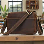 Sac bandoulière en cuir de vachette – compact et élégant - Vignette | Sacs pour tous