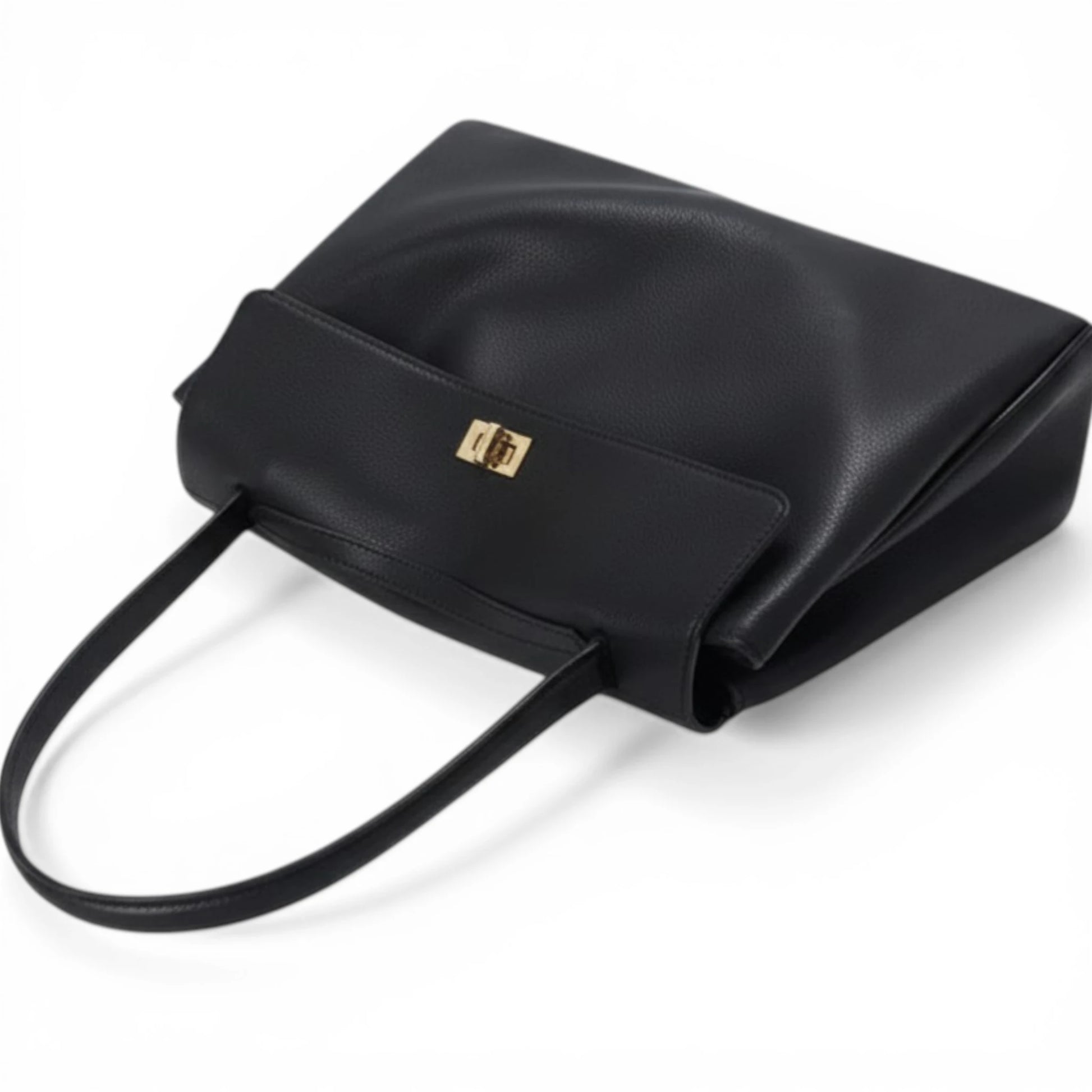 Vue dessus sac cabas cuir noir femme avec rabat