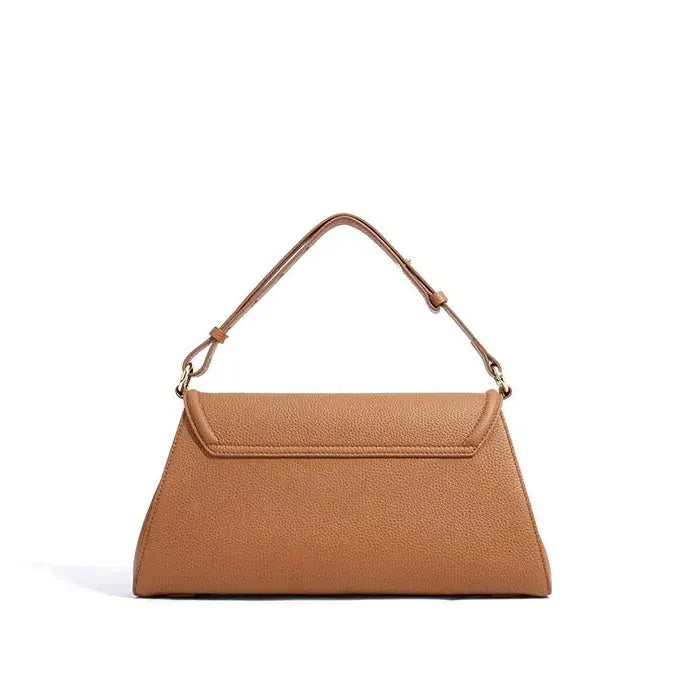 Sac en cuir camel vu de dos avec finition grainée