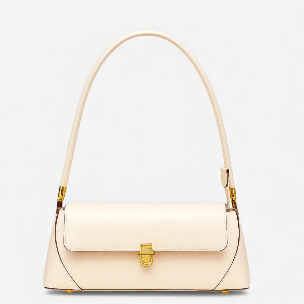 Sac épaule en cuir beige rosé style baguette vu de face