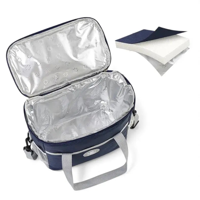 Intérieur aluminium du sac isotherme bleu avec vue du grand compartiment