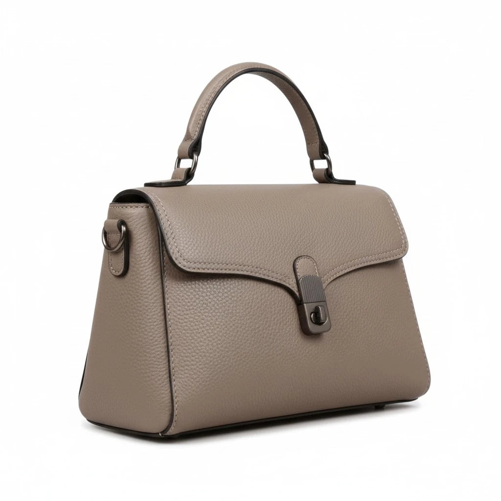 Sac à main beige en cuir de vachette pleine fleur avec structure rigide et design épuré