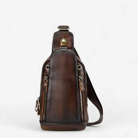 Sac de poitrine en cuir véritable pour homme, vue de devant avec fermetures verticales