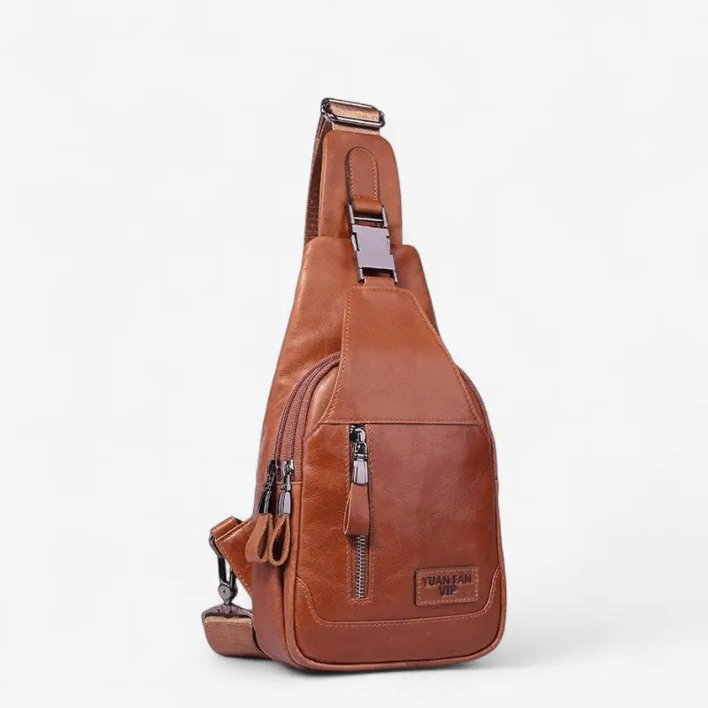 Sac de poitrine homme en cuir marron avec bandoulière ajustable et multiples poches